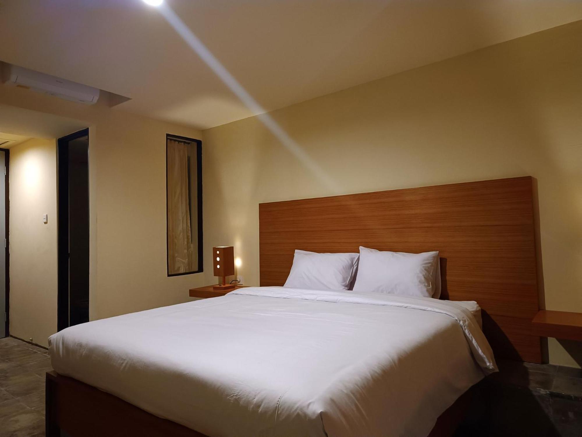 Kuta Living By Kamara Hotel Exterior photo