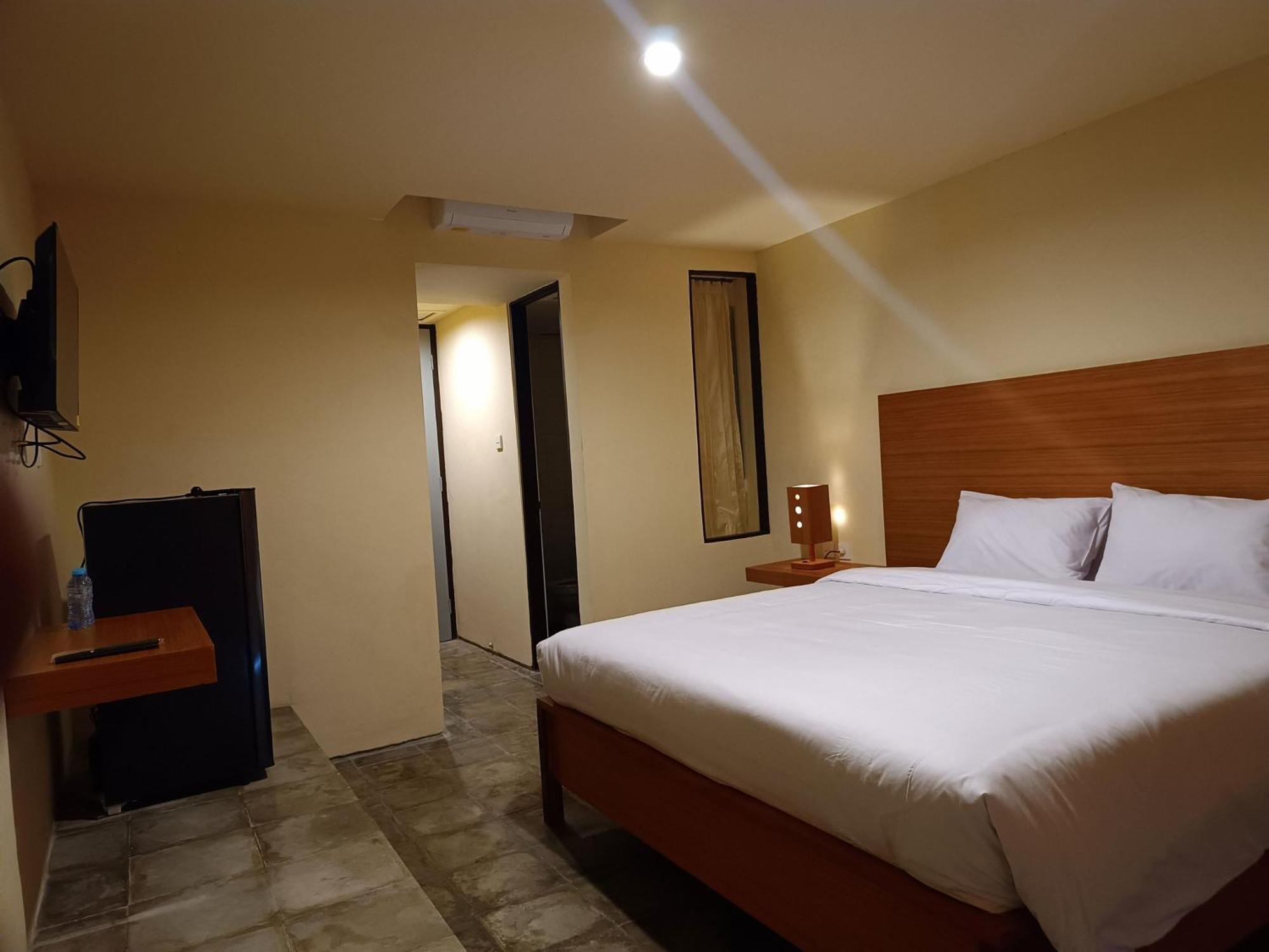 Kuta Living By Kamara Hotel Exterior photo